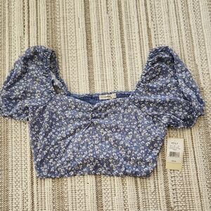 Blue Ruched Crop Top with Short Sleeves NEWZ